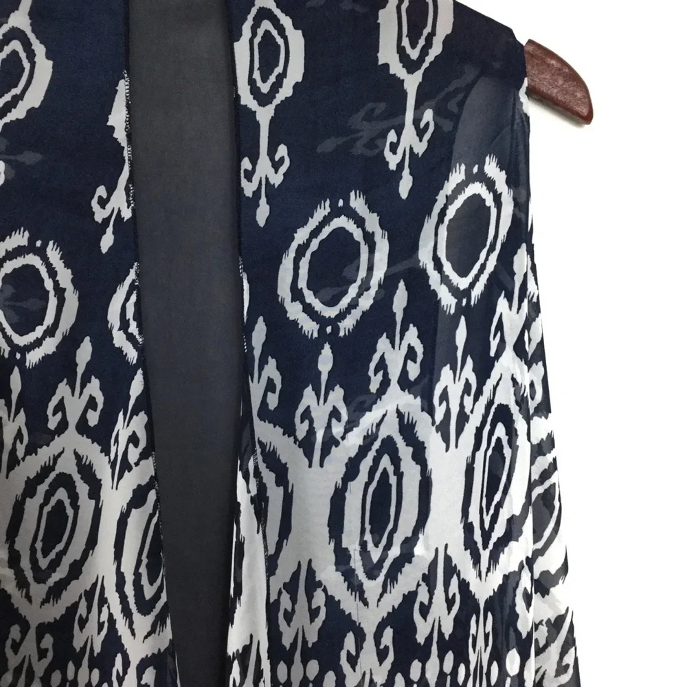 Sax blue white